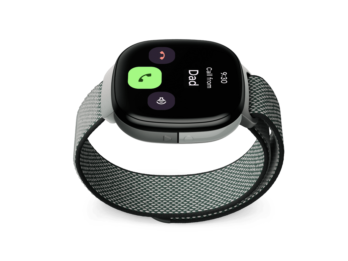 Fitbit Ace LTE