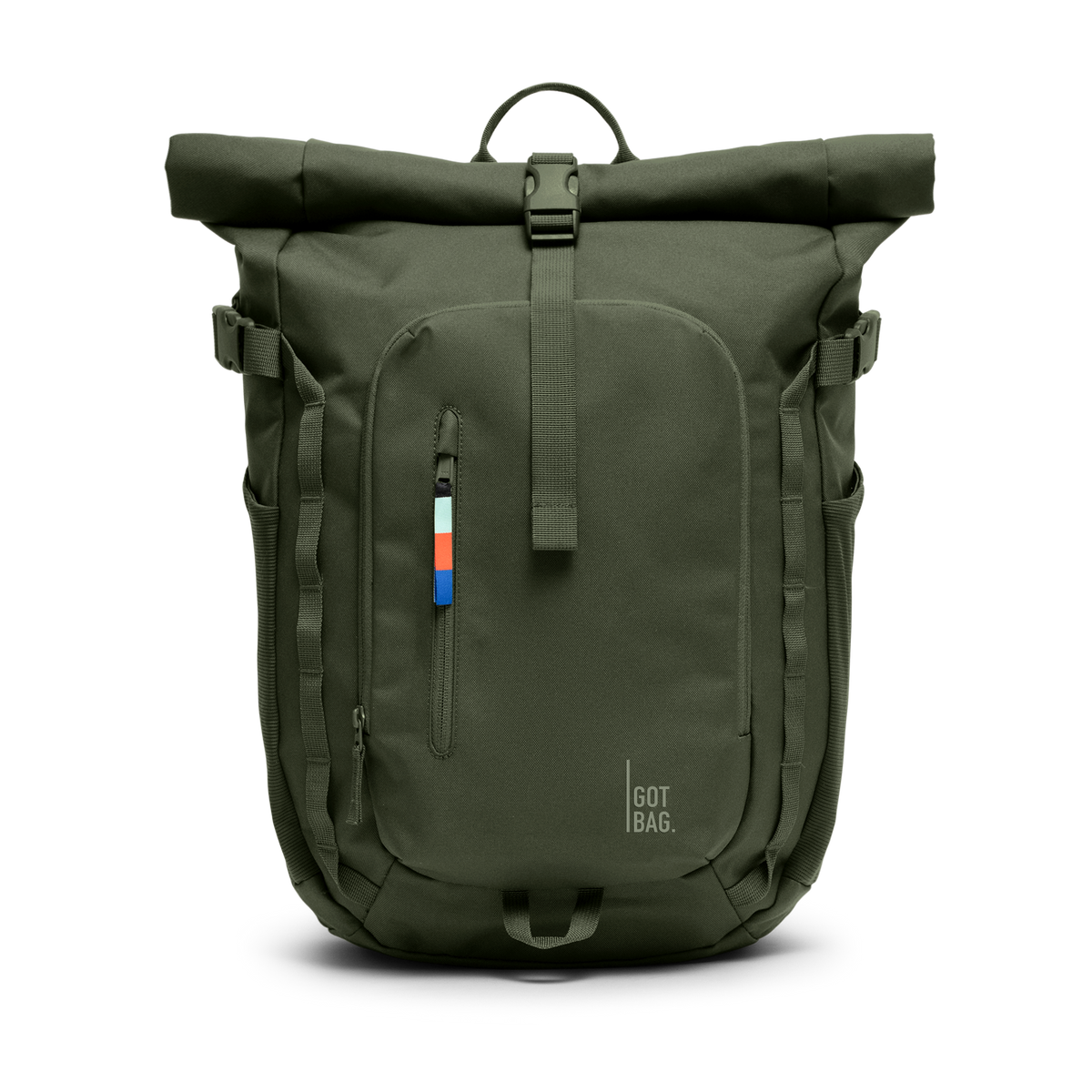 ROLLTOPADVENTURE Rucksack in algae (Dunkelgrün mit Graustich) als Studioaufnahme in Frontansicht.
