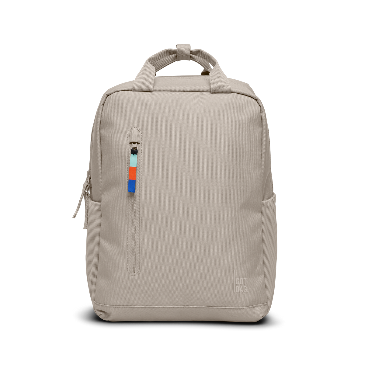 DAYPACK 2.0 Rucksack in scallop (helles Beige) als Studioaufnahme in Frontansicht.