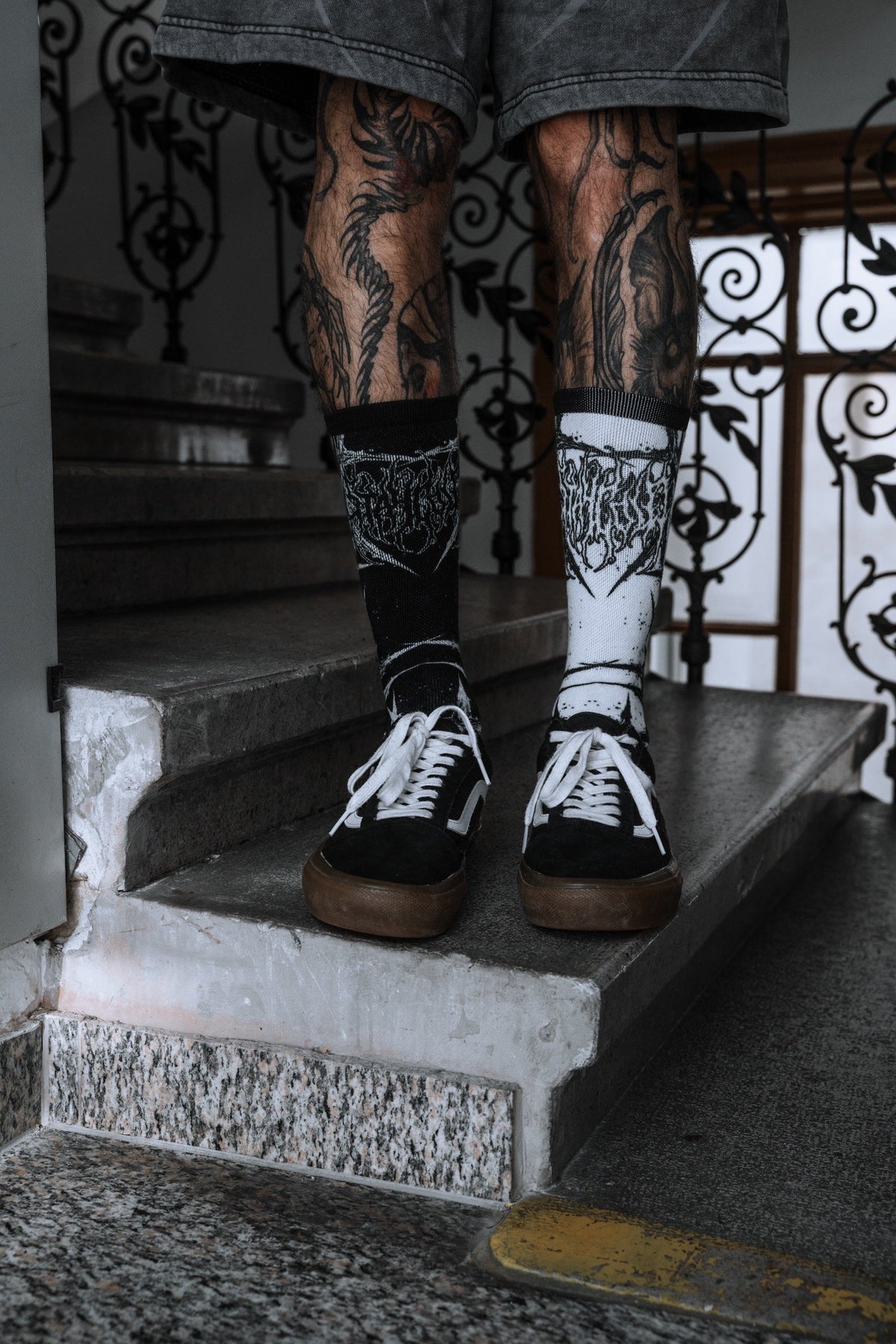 Thorns Reign Supreme - Comfort Socks